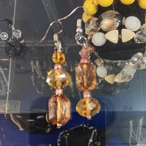 Elegant Yellow and Gold Beaded Jewelry Set